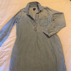 Gap Demin dress. Never worn. Pockets. XS but runs big. More like a s/m.